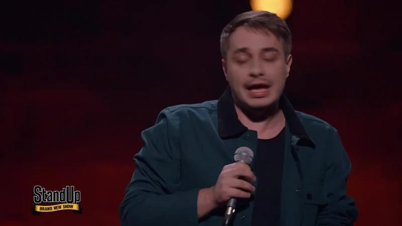 Кадры из ТВ шоу Stand Up (2013)